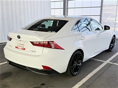 IS300h FスポーツXライン