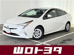 トヨタ プリウス Sセーフティプラス