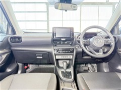 ヤリスクロス G