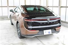 クラウン クロスオーバー Gアドバ