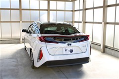 プリウスPHV S セーフティ