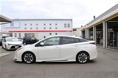 プリウス A ツーリングセレクション