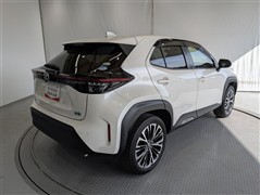 ヤリスクロス HV Z