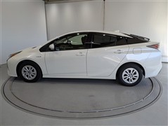 プリウス S Safty Plus