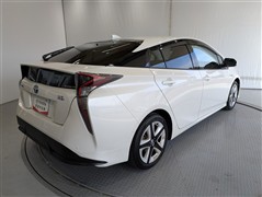 #プリウス A プレミアムツーリン