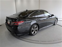 クラウン HV RS アドバンス