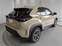 ヤリスクロス HV Z