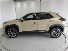 ヤリスクロス HV Z