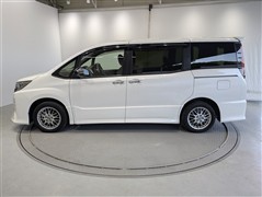 ノア ハイブリッド SI WXB2