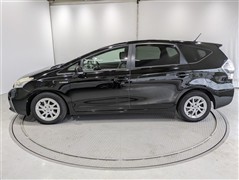 プリウスアルファ S