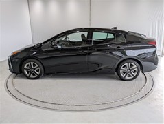 プリウス A プレミアムツーリング