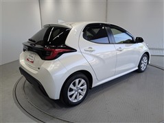 ヤリス HV G
