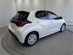 ヤリス HV Z