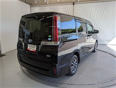 エスクァイア HV GI Premium