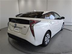 *プリウス A プレミアム