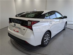 プリウス A プレミアム