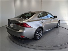 IS200t バージョンL