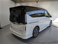 セレナ HV e-POWERハイウェイV