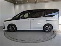 セレナ HV e-POWERハイウェイV