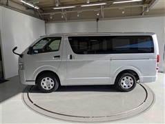 ハイエースバン ロング DX