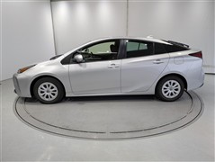 #プリウス S セーフティプラス2