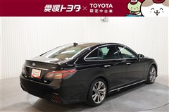 クラウン HEV RS