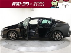 プリウスPHV S GRスポーツ