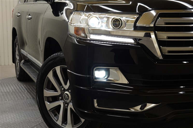 ランドクルーザー200 ZX（073011077820）の中古車 | トヨタ認定中古車