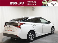 プリウス A
