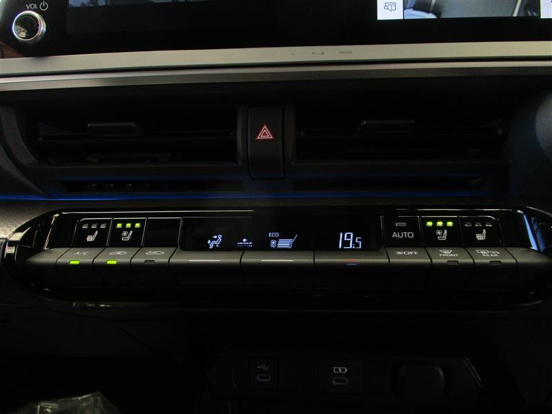 プリウス Z（074013107122）の中古車 | トヨタ認定中古車