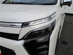 ヴォクシー ZSキラメキ3 4WD