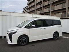 ヴォクシー ZSキラメキ3 4WD