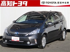 プリウスアルファ S