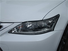 CT200h Fスポーツ