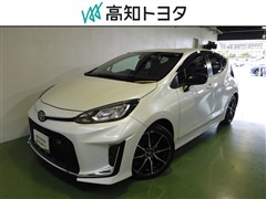 トヨタ アクア GR スポーツ