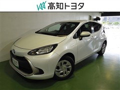 トヨタ アクア G