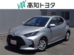 トヨタ ヤリス X