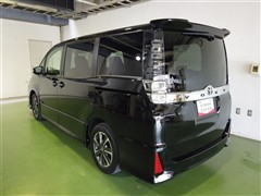 ヴォクシー ZS