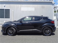 C-HR S GRスポーツ