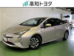 プリウス A