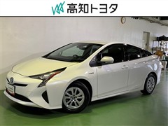 トヨタ プリウス S