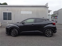 C-HR S-T GRスポーツ