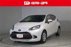 トヨタ　アクア G