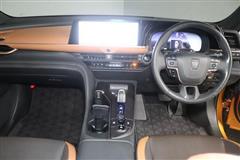 クラウン クロスオーバー RSアド