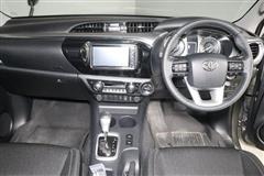 ハイラックス Z