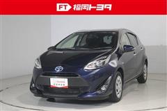 トヨタ　アクア S スタイルブラック