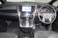 ヴェルファイア ゴールデンアイズ