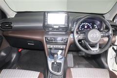 ヤリスクロス HEV Z