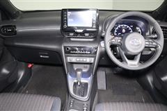 ヤリスクロス HEV Z