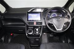 ヴォクシー HEV ZS キラメキ3